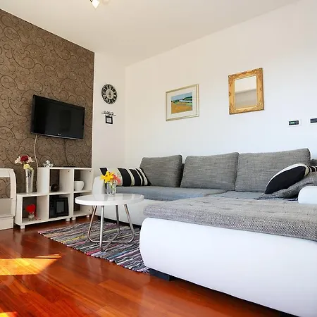 Appartement Antinov *